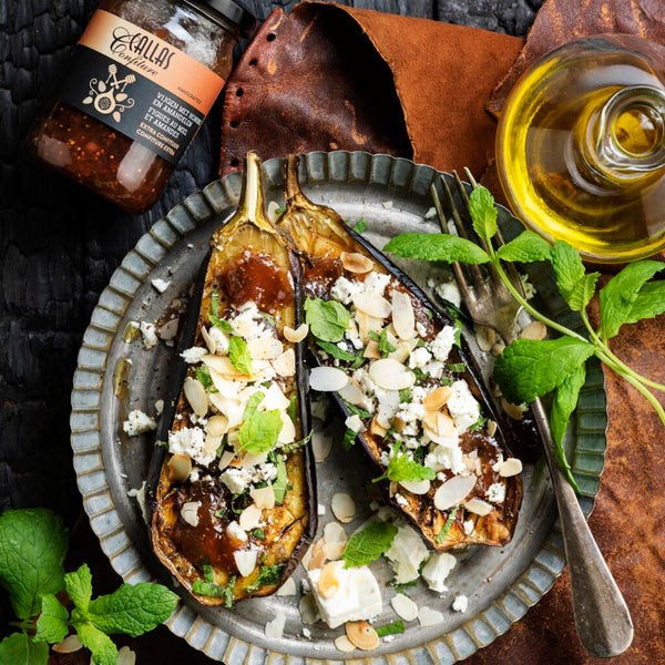 Geroosterde aubergines met feta, Vijgen Amandelen Honing Confituur en munt