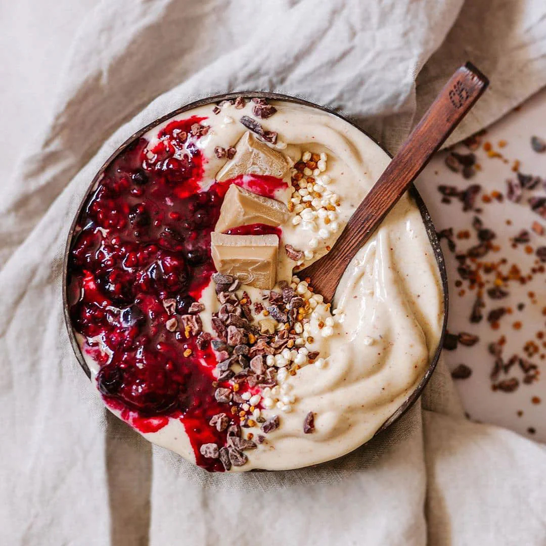 Peanut_Butter_and_Jam_Smoothie_Bowl_1800x